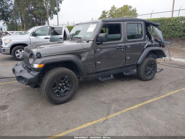 1C4HJXDG7NW174409 Jeep 2022