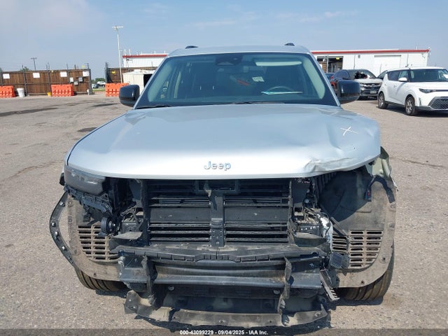 1C4RJKAG5P8799300 Jeep GRAND CHEROKEE L