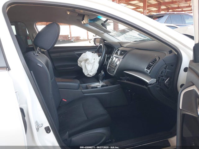 1N4AL3AP0HC268295 Nissan Altima