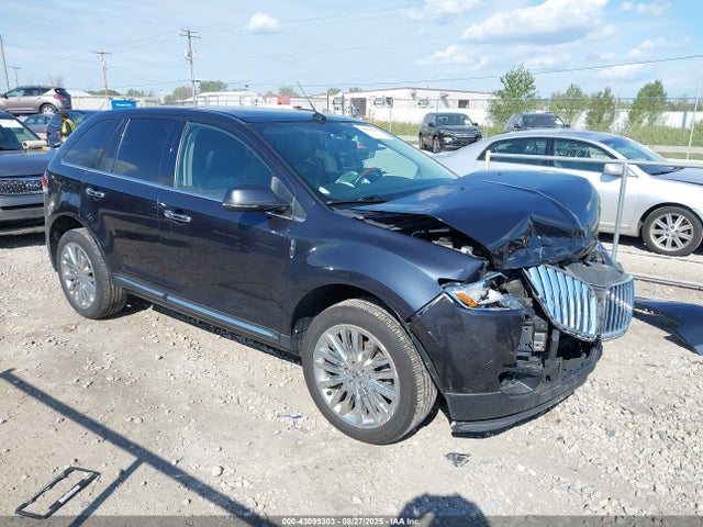 2LMDJ8JK1EBL03825 Lincoln MKX