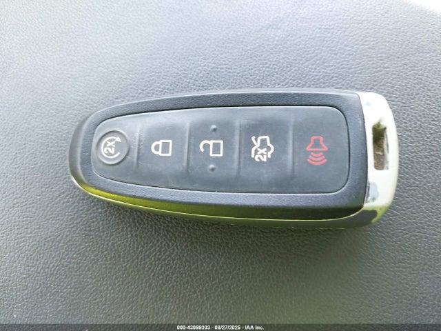2LMDJ8JK1EBL03825 Lincoln MKX