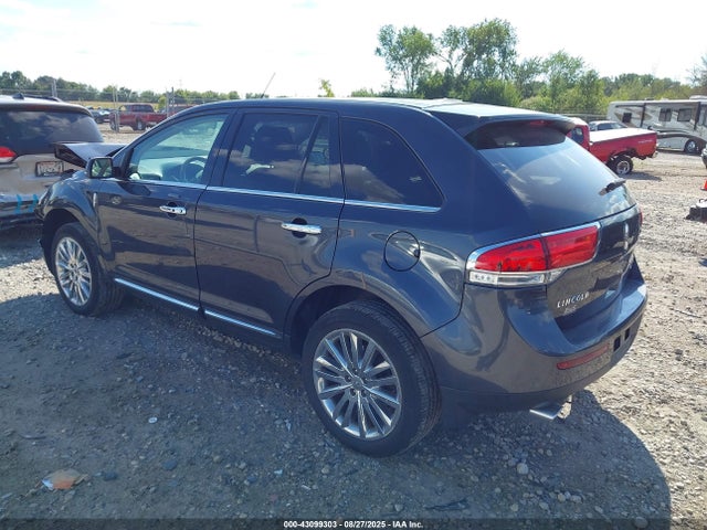 2LMDJ8JK1EBL03825 Lincoln MKX