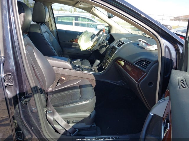 2LMDJ8JK1EBL03825 Lincoln MKX