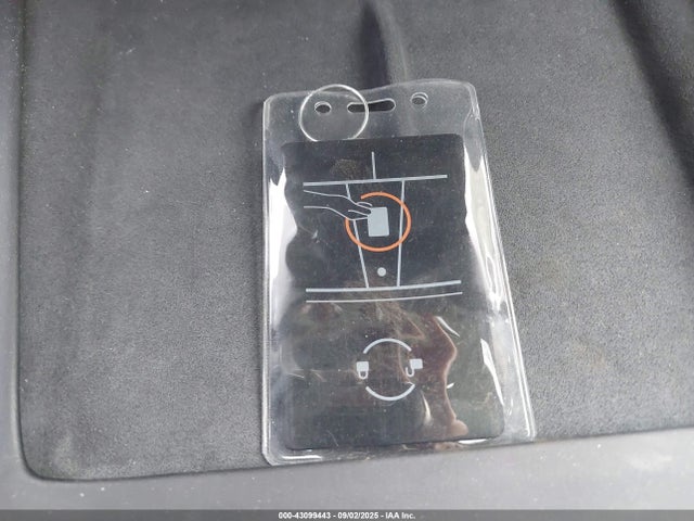 2024 TESLA MODEL 3 5YJ3E1EA7RF860661 Photo 10