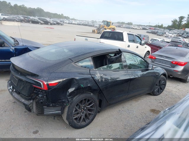 Tesla 2024 2024 5YJ3E1EA7RF860661 Image 13