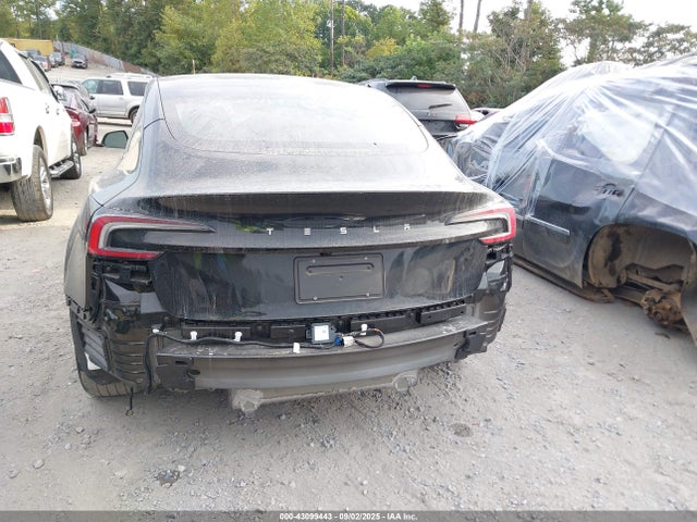 Tesla 2024 2024 5YJ3E1EA7RF860661 Image 16