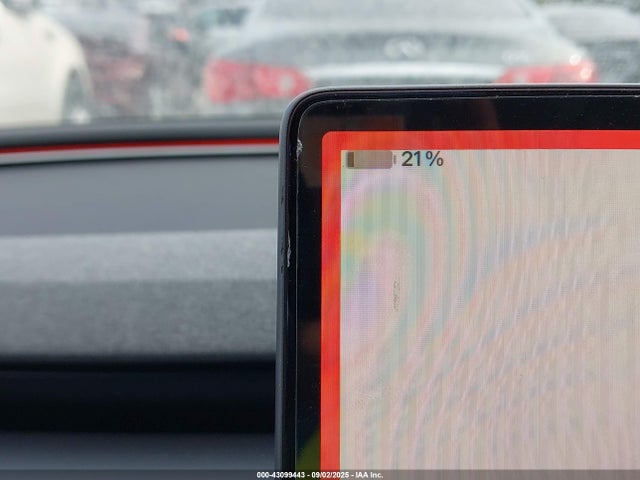 Tesla 2024 2024 5YJ3E1EA7RF860661 Image 17