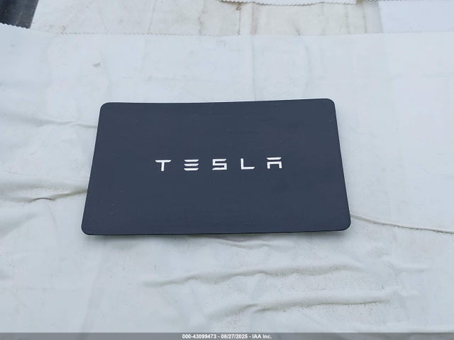 2023 TESLA MODEL 3 5YJ3E1EAXPF452281 Photo 10