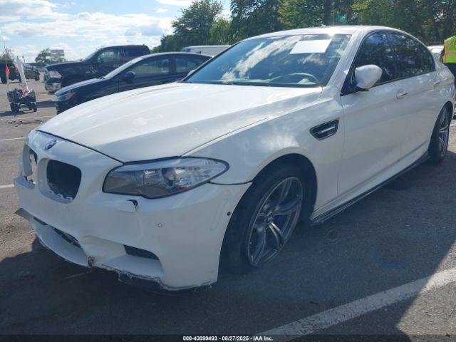 2013 BMW M5 WBSFV9C52DC773928 Photo 1