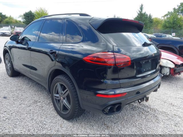 2016 PORSCHE CAYENNE WP1AB2A29GLA94977 Photo 2