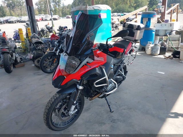 WB10A1206GZ666508 BMW 2016