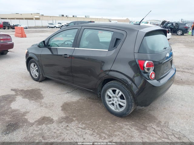 1G1JC6SH0E4158106 Chevrolet luw