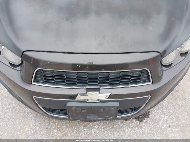 1G1JC6SH0E4158106 Chevrolet luw