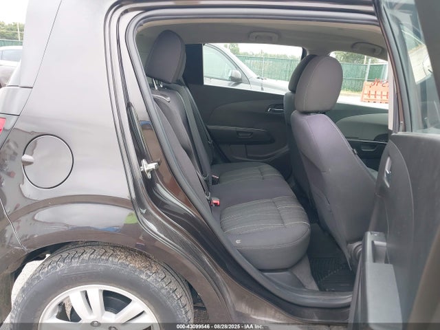 1G1JC6SH0E4158106 Chevrolet luw