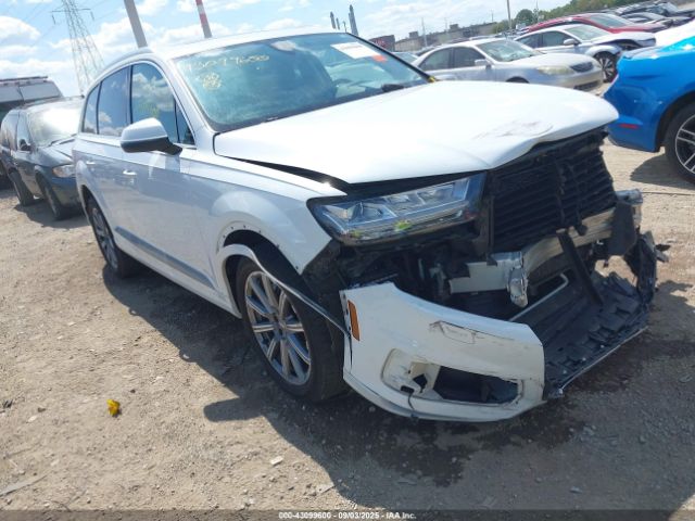 2018 AUDI Q7 WA1LAAF71JD049149