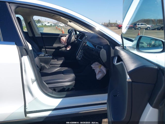 2014 TESLA MODEL S 5YJSA1H13EFP37940 Photo 4