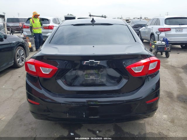 1G1BE5SM5H7206885 Chevrolet Cruze Lt Auto