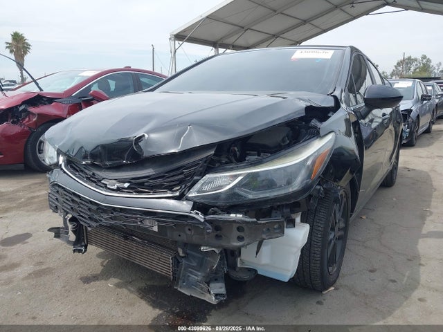 1G1BE5SM5H7206885 Chevrolet Cruze Lt Auto