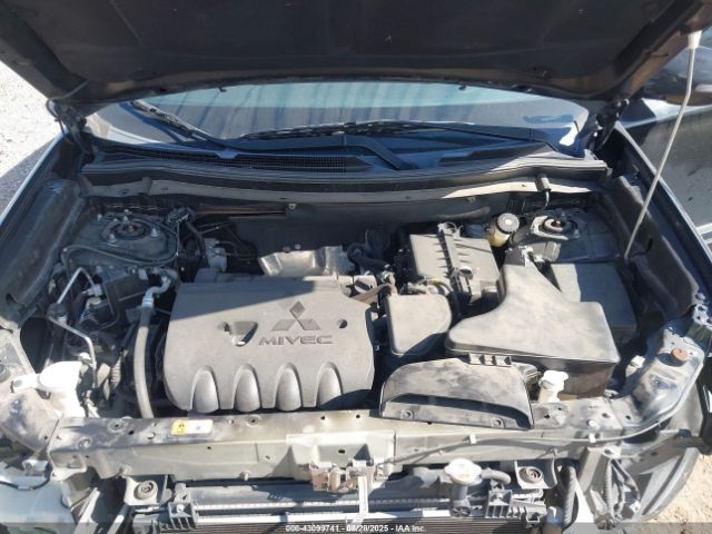 2018 MITSUBISHI OUTLANDER JA4AD3A31JZ066762 Photo 9