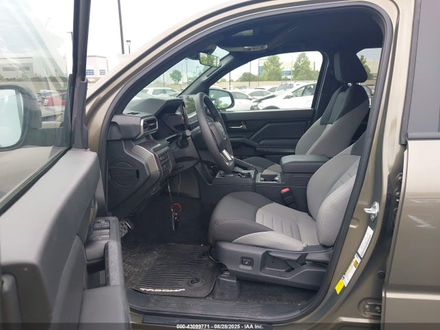 Toyota t24a-fts 2025 3TMLB5JN1SM116032 Image 5