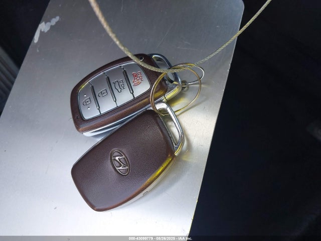 5NPD84LF9HH071858 Hyundai Elantra