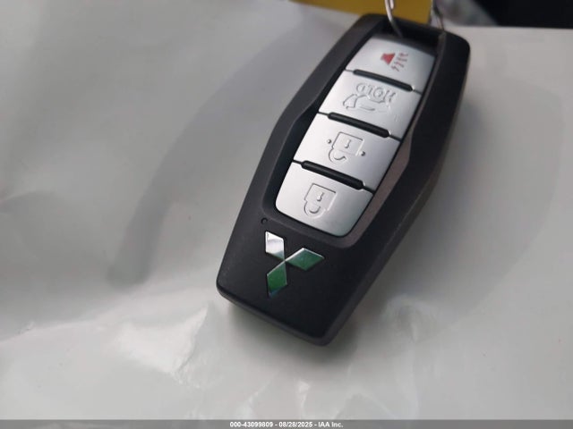 2023 MITSUBISHI OUTLANDER JA4J3UA85PZ043479 Photo 10