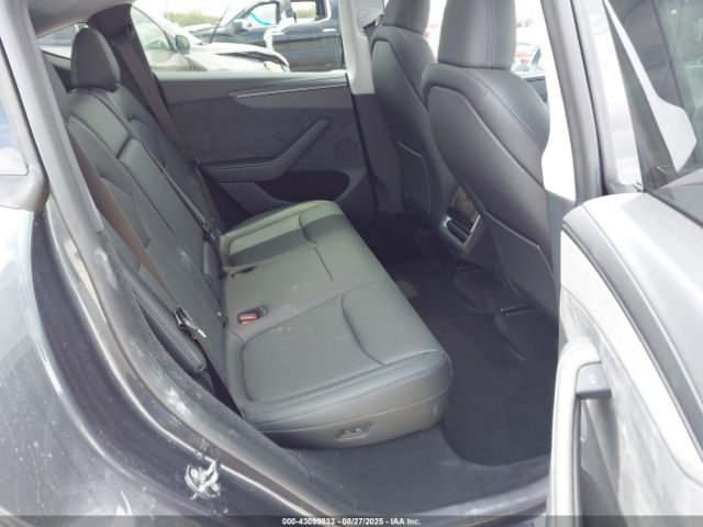 2026 TESLA MODEL Y 7SAYGDEE9TA399944 Photo 7