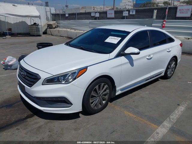 5NPE34AF1HH555562 Hyundai 2017