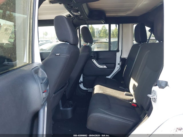 Jeep 2015 2015 1C4HJWFG4FL619666 Image 8