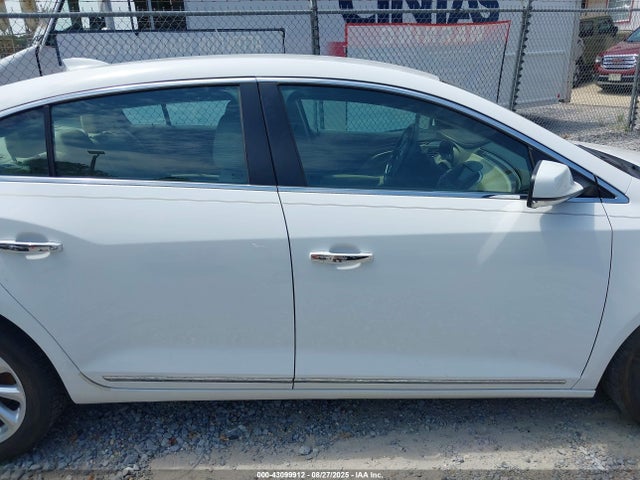 Buick lfx 2015 1G4GB5G38FF237911 Image 14