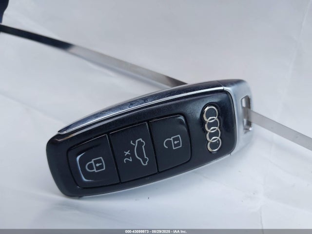 2019 AUDI E-TRON WA1LABGE5KB021077 Photo 10