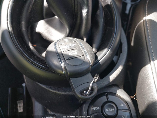 WMWXU1C37H2F77574 Mini Hardtop