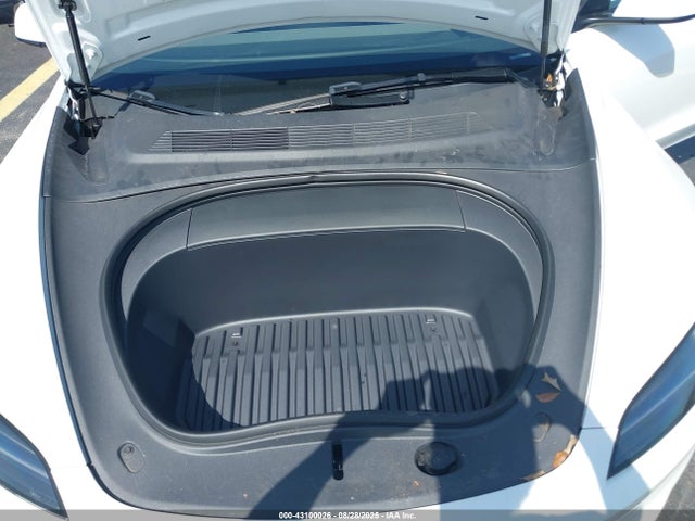 2024 TESLA MODEL 3 5YJ3E1EA5RF752328 Photo 9