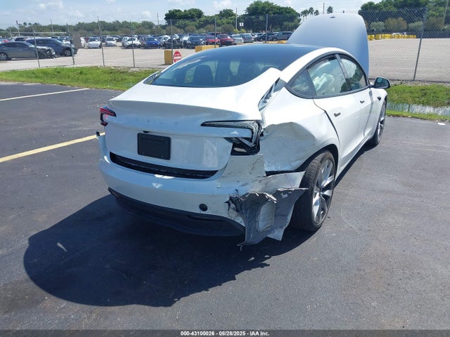 2024 TESLA MODEL 3 5YJ3E1EA5RF752328 Photo 5