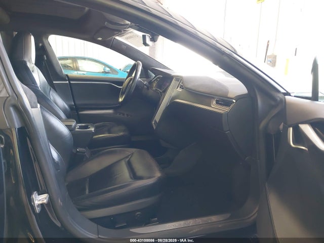 2015 TESLA MODEL S 5YJSA1S26FF090484 Photo 4