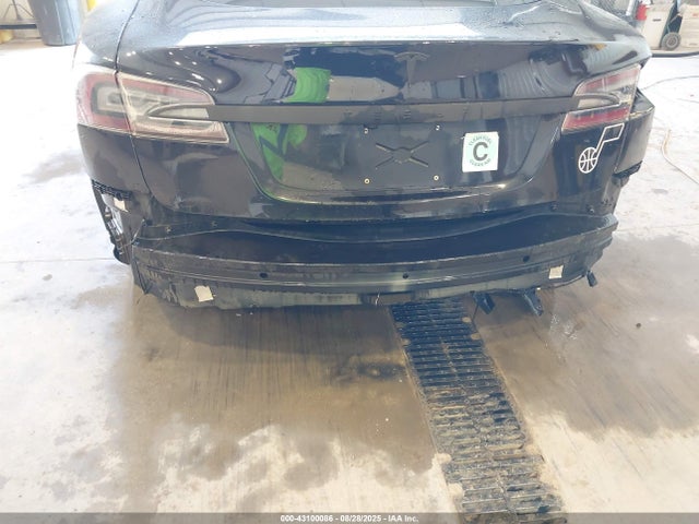2015 TESLA MODEL S 5YJSA1S26FF090484 Photo 5