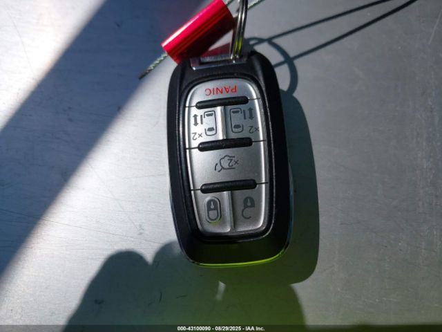 2018 CHRYSLER PACIFICA HYBRID 2C4RC1H74JR183562 Photo 10