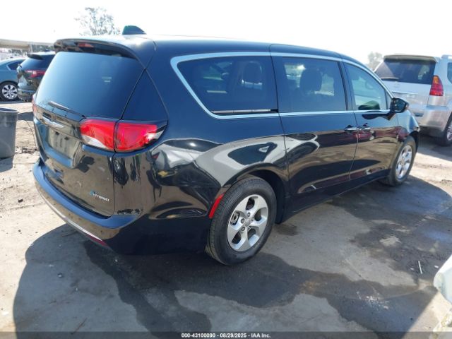 2018 CHRYSLER PACIFICA HYBRID 2C4RC1H74JR183562 Photo 3