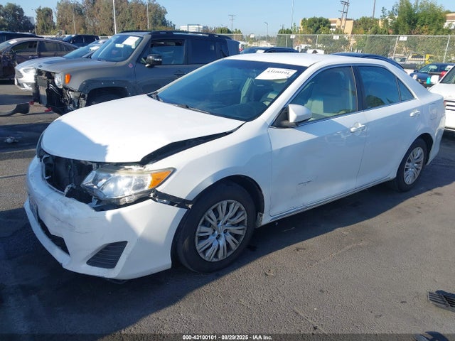 Toyota 2ar-fe 2014 4T4BF1FK1ER342533 Image 2