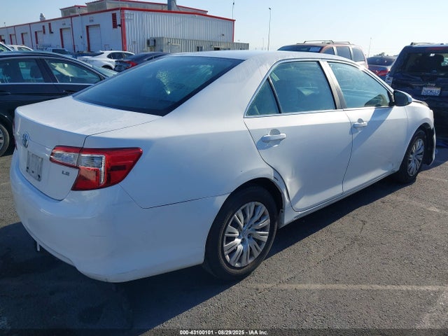 Toyota 2ar-fe 2014 4T4BF1FK1ER342533 Image 4