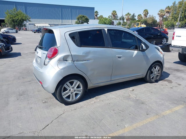 Chevrolet ll0 2014 KL8CD6S91EC548359 Image 4