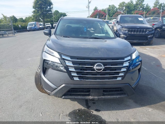 Продаж на аукціоні авто 2024 Nissan Rogue S Fwd, vin: 5N1BT3AA5RC758948, номер лоту: 43100184