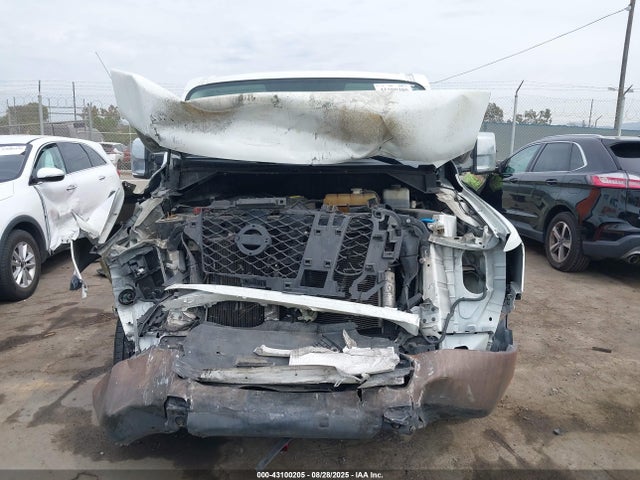 1N6AF0KX7FN803930 Nissan 2015