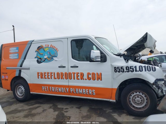 1N6AF0KX7FN803930 Nissan 2015