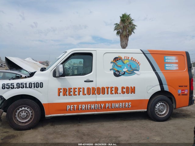 1N6AF0KX7FN803930 Nissan 2015