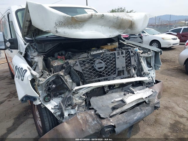 1N6AF0KX7FN803930 Nissan 2015