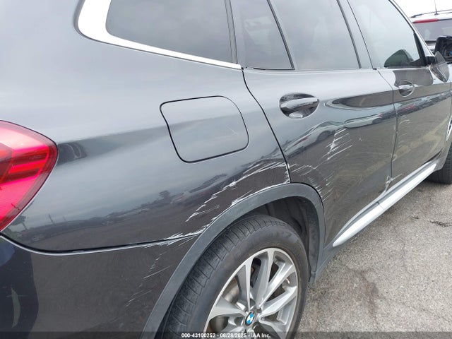 5UXTR7C50KLE88503 BMW X3