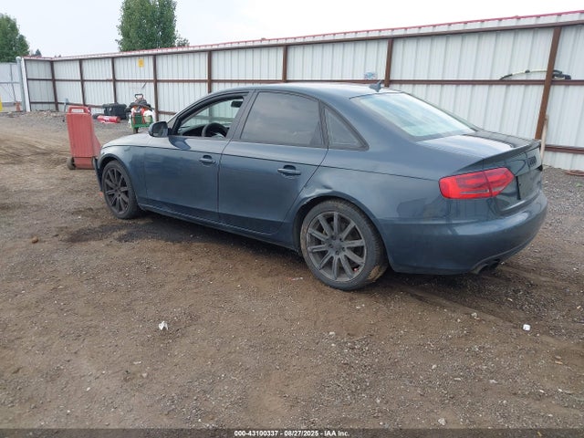 2011 AUDI A4 WAUAFAFL8BN038492 Photo 2