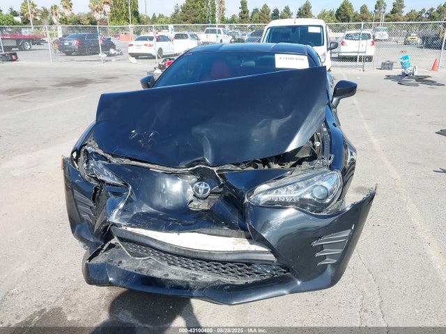 JF1ZNAA1XH8704831 Toyota na