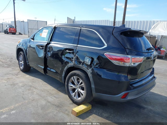 5TDZKRFH1FS042394 Toyota 2gr-fe